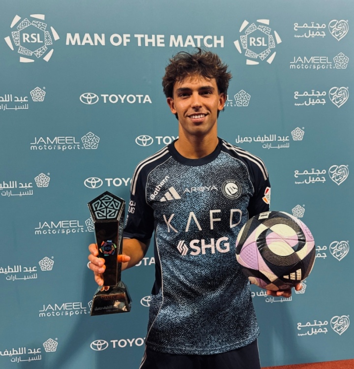 半岛体育APP-拿钱办事！25岁菲利克斯远赴沙特，年薪1000万首秀戴帽+3关键传球