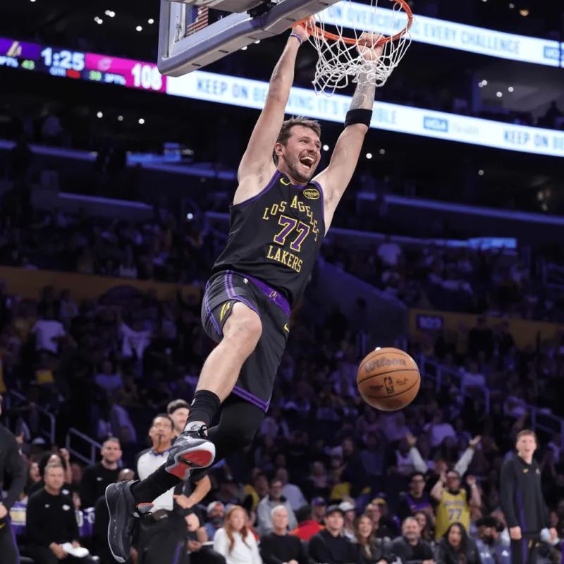 联盟合并后单月最高分：乔丹676分、哈登610分、东契奇600分